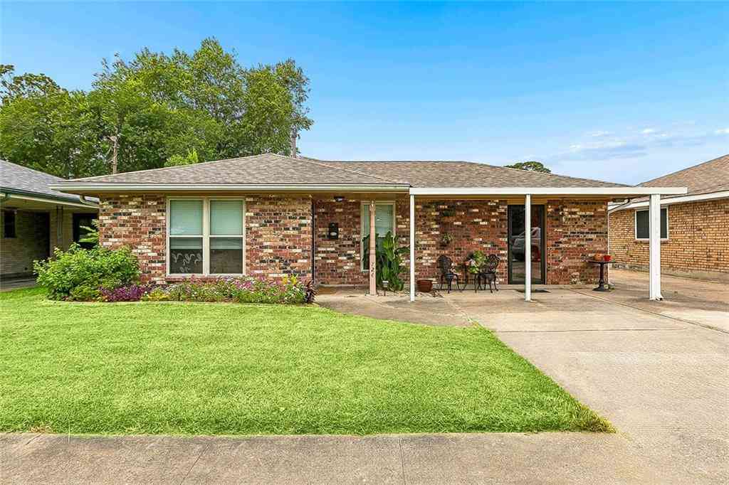 Homes For Sale - 724 Blanche Street<br/> Metairie, LA 70003
