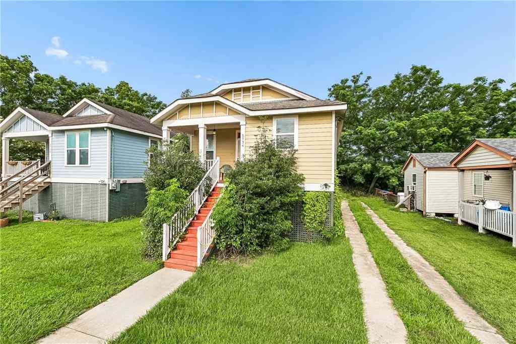 Homes For Sale - 5736 Wickfield Drive<br/> New Orleans, LA 70122