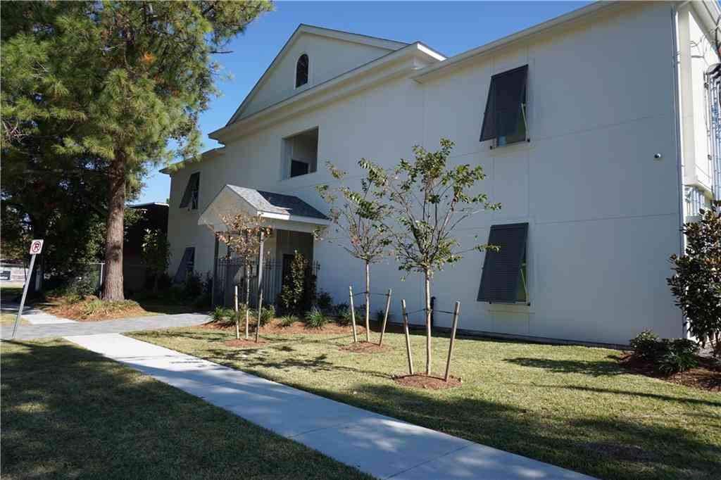 Apartment For Rent - 501 Lake Avenue #3<br/> Metairie, LA 70005