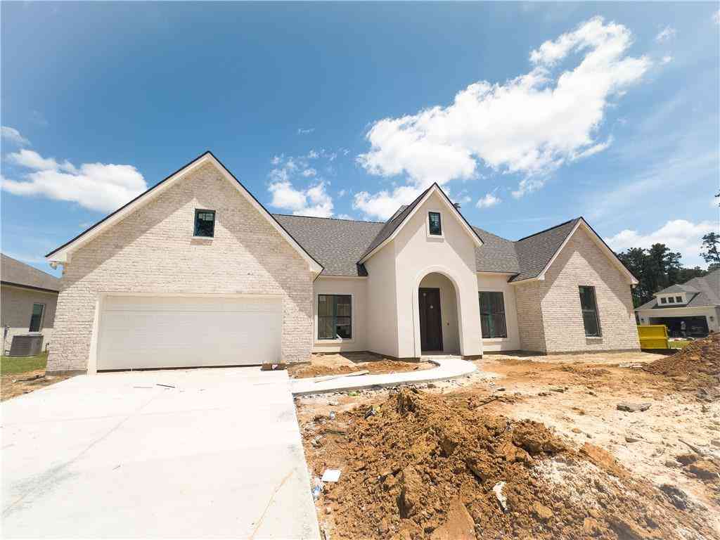 Homes For Sale - 4130 Endor Loop<br/> Mandeville, LA 70448