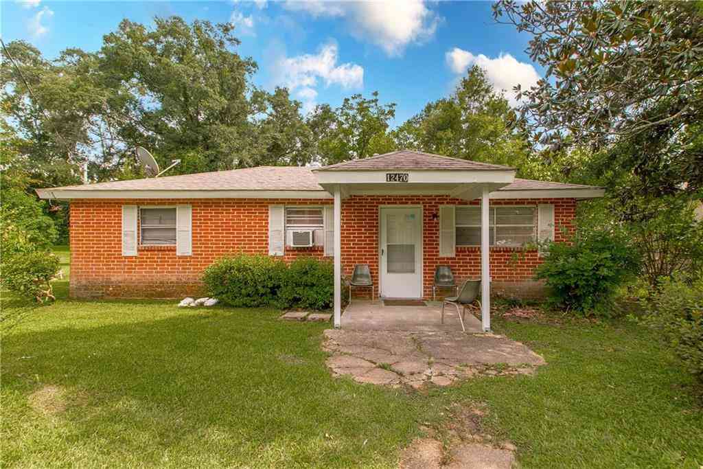Homes For Sale - 12470 W Rainey Street<br/> Tangipahoa, LA 70465
