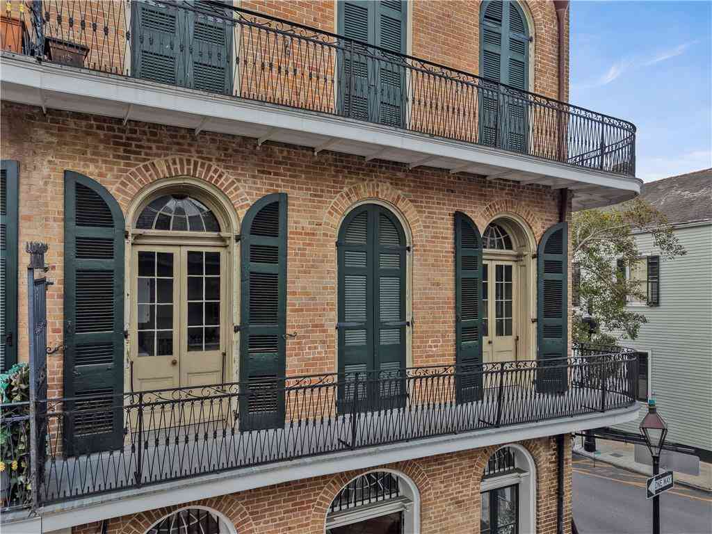 Condo For Rent - 841 Royal Street #2A<br/> New Orleans, LA 70116