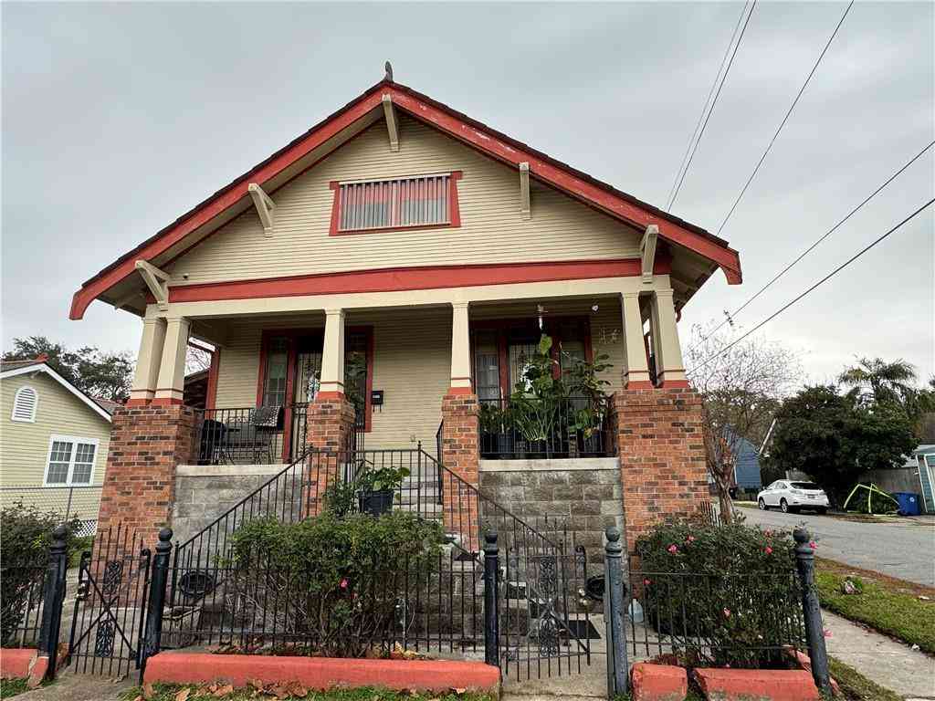 Multifamily For Rent - 1403 Lesseps Street<br/> New Orleans, LA 70117