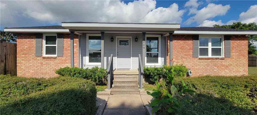 Homes For Rent - 8009 Karen Street<br/> Metairie, LA 70003