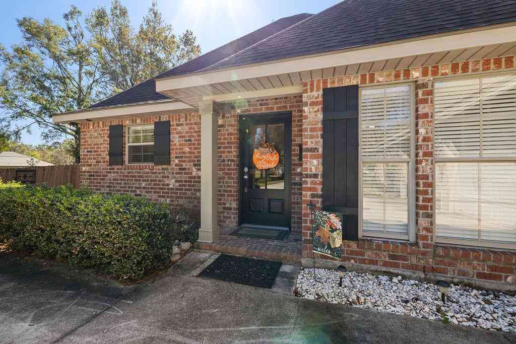 Homes For Rent - 1741 W Hwy 22 Highway<br/> Madisonville, LA 70447