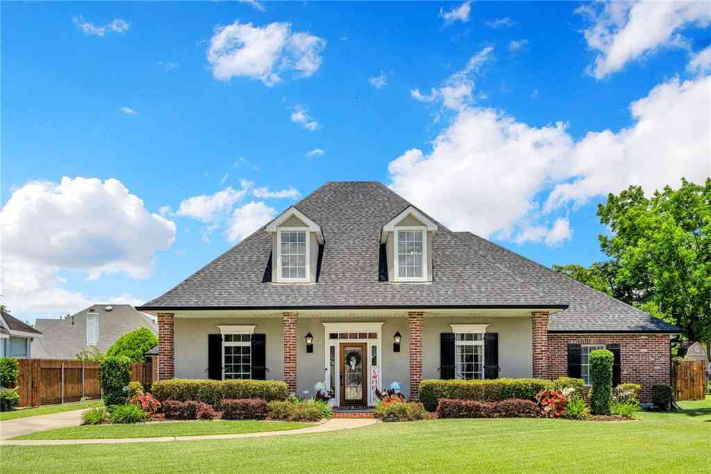 Homes For Sale - 68 Longwood Court<br/> Marrero, LA 70072
