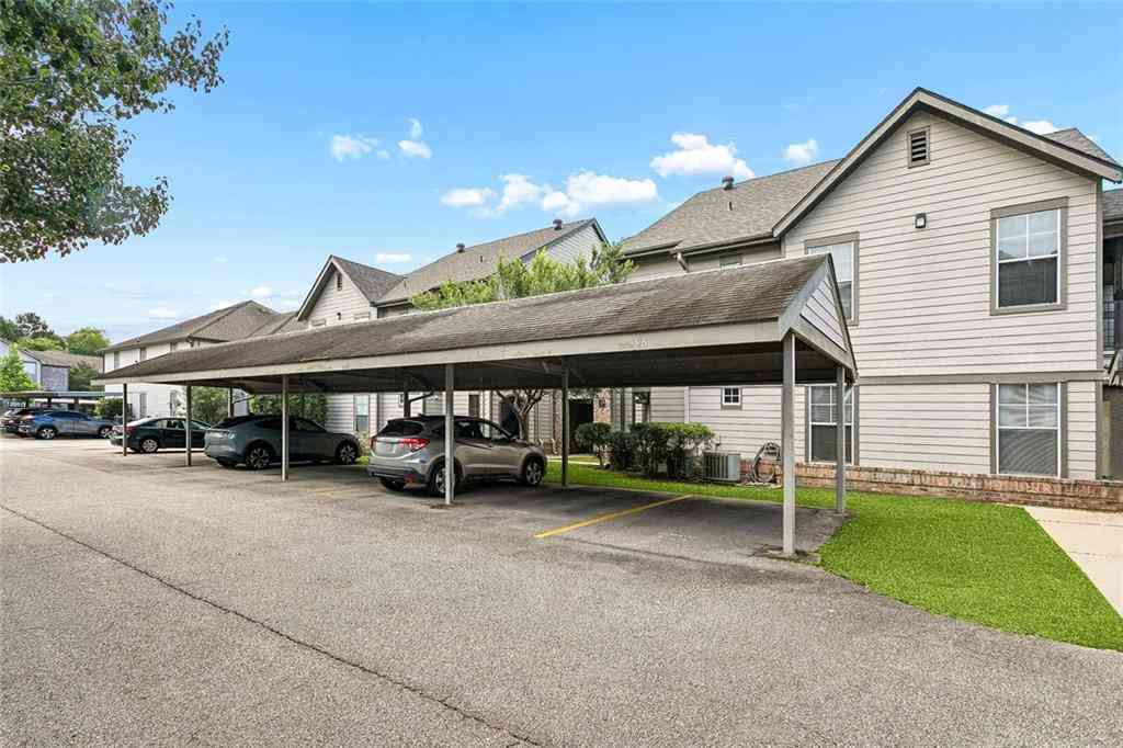 Condo For Sale - 350 Emerald Forest Boulevard #19202<br/> Covington, LA 70433