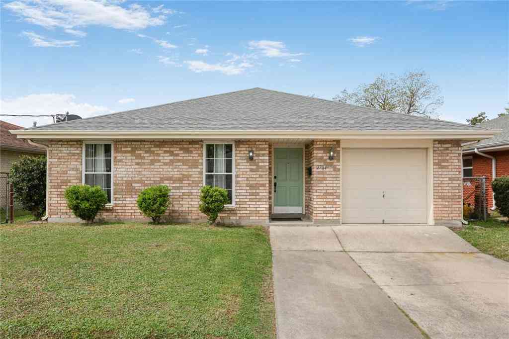 Homes For Rent - 2704 Taft Park<br/> Metairie, LA 70002