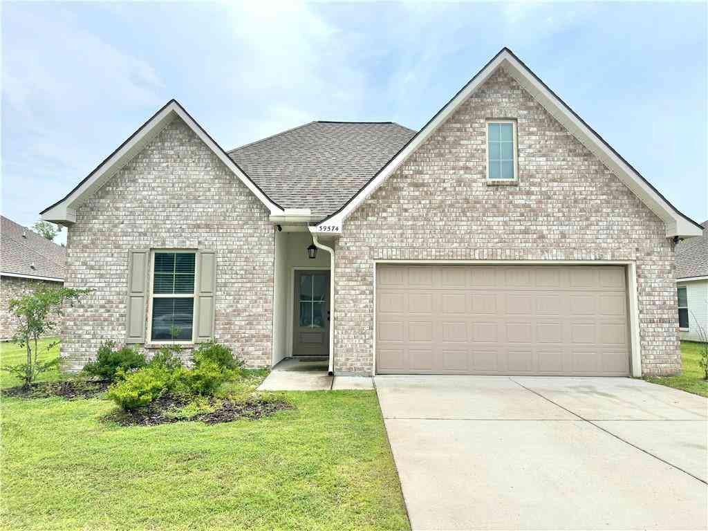 Homes For Rent - 39574 Fly Creek Road<br/> Ponchatoula, LA 70454