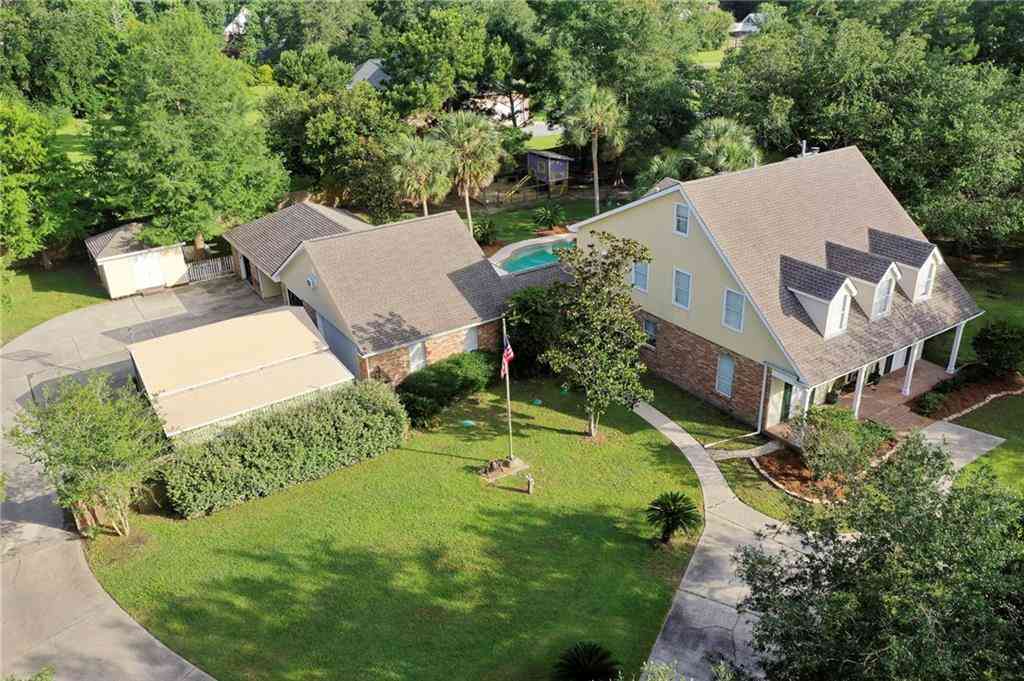 Homes For Sale - 2000 Old River Road<br/> Slidell, LA 70461