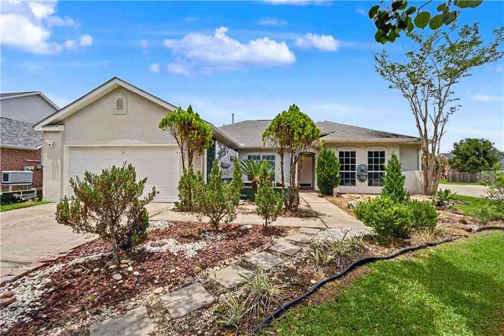 Homes For Sale - 1402 Belair Boulevard<br/> Slidell, LA 70460