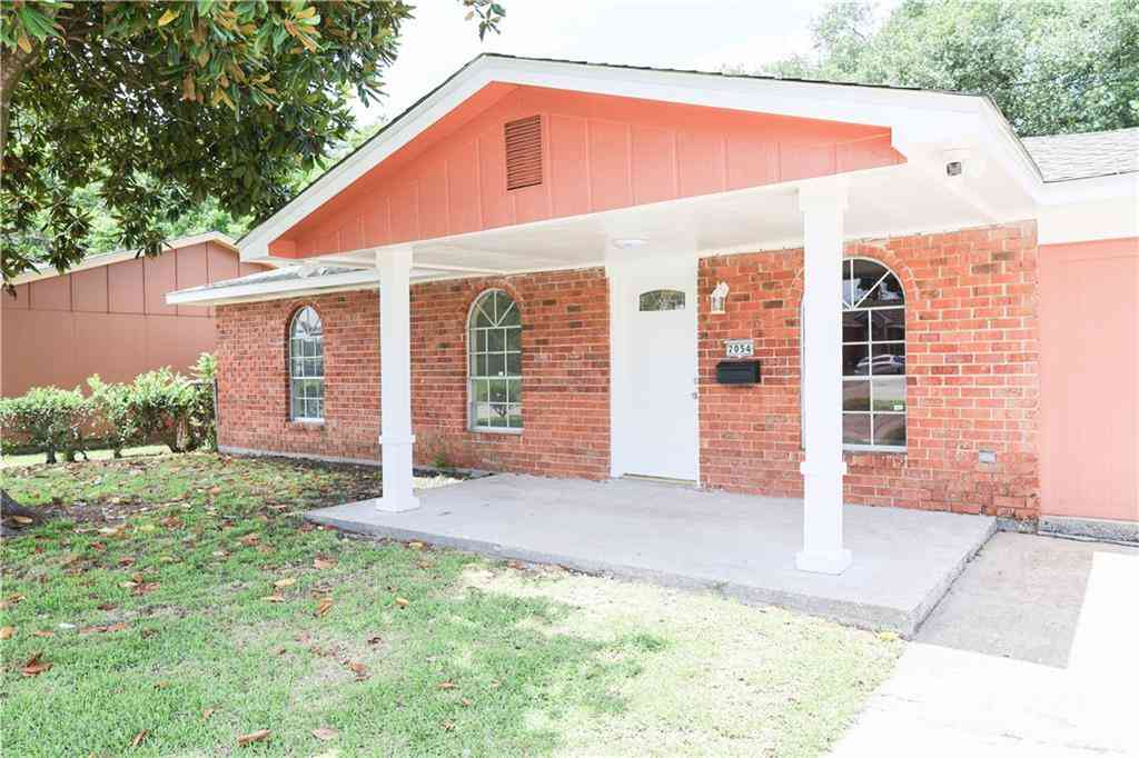 Homes For Sale - 7054 Tullis Drive<br/> New Orleans, LA 70131