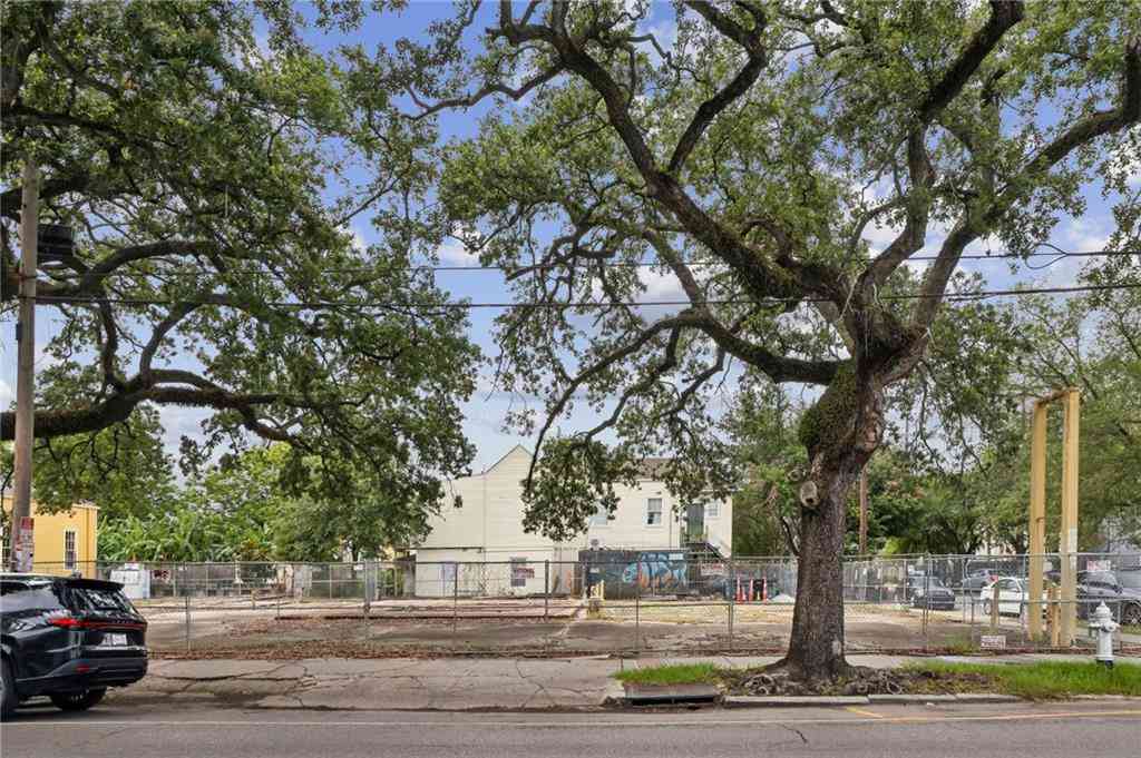 Vacant Land For Sale - 4707-13 Magazine Street<br/> New Orleans, LA 70115