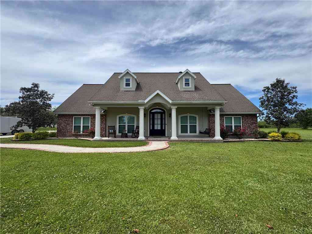 Homes For Sale - 2710 Lloyd Road<br/> Maurice, LA 70555