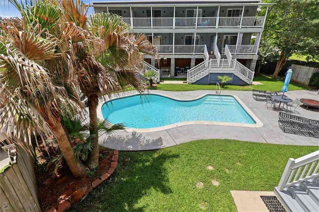 Condo For Sale - 1025 Villere Street #D<br/> Mandeville, LA 70448