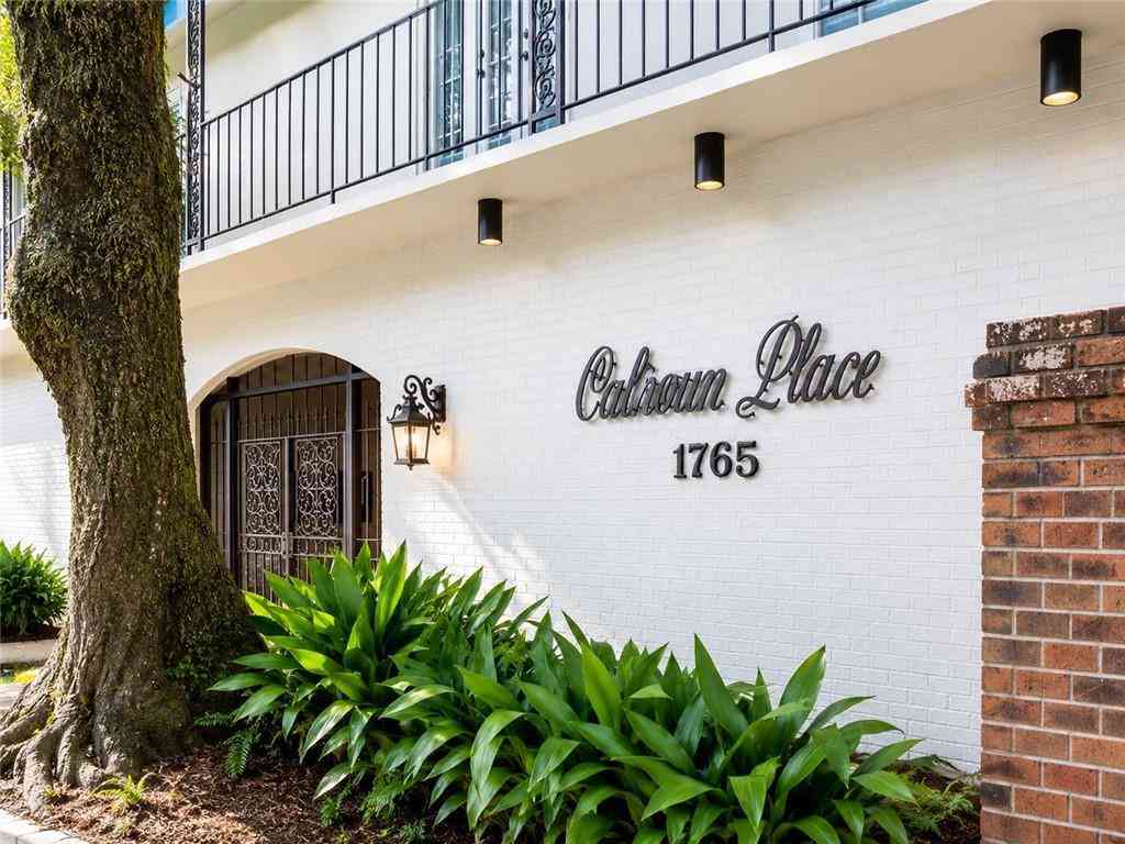 Condo For Sale - 1765 Coliseum Street #309<br/> New Orleans, LA 70130