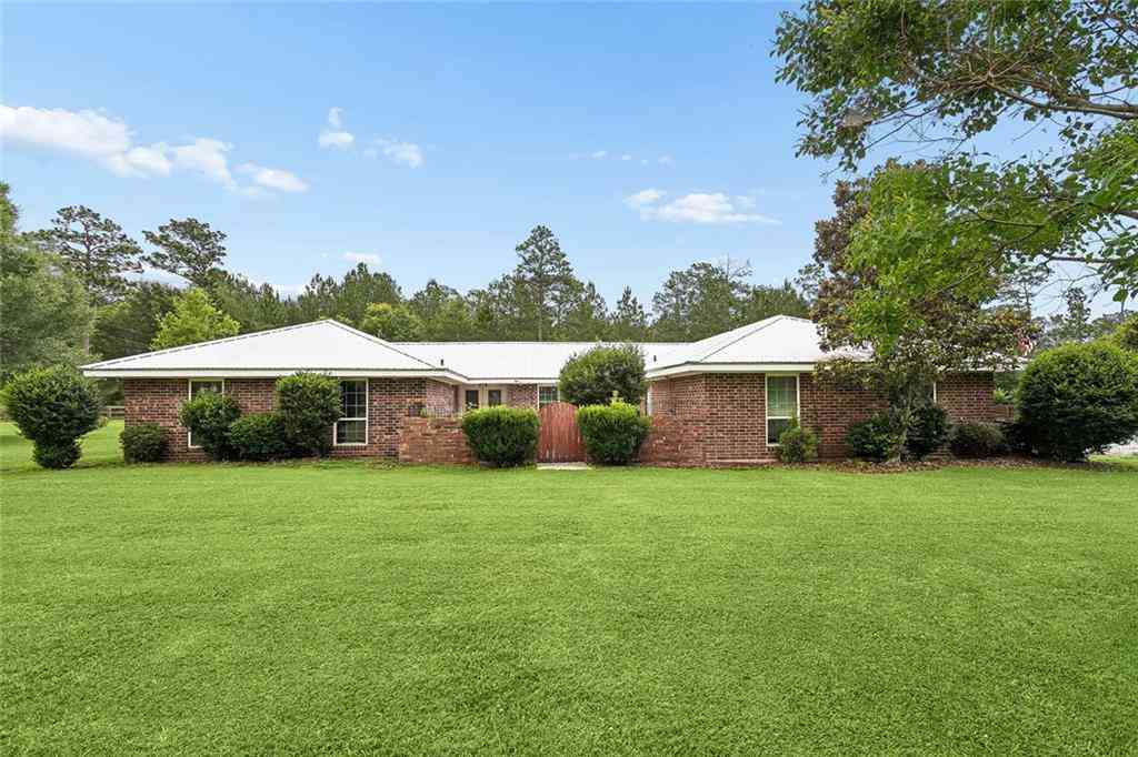Homes For Sale - 202 Denise Street<br/> Folsom, LA 70437