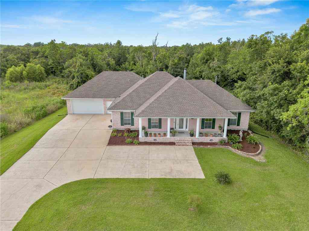 Homes For Sale - 5138 Orleans Way<br/> Marrero, LA 70072