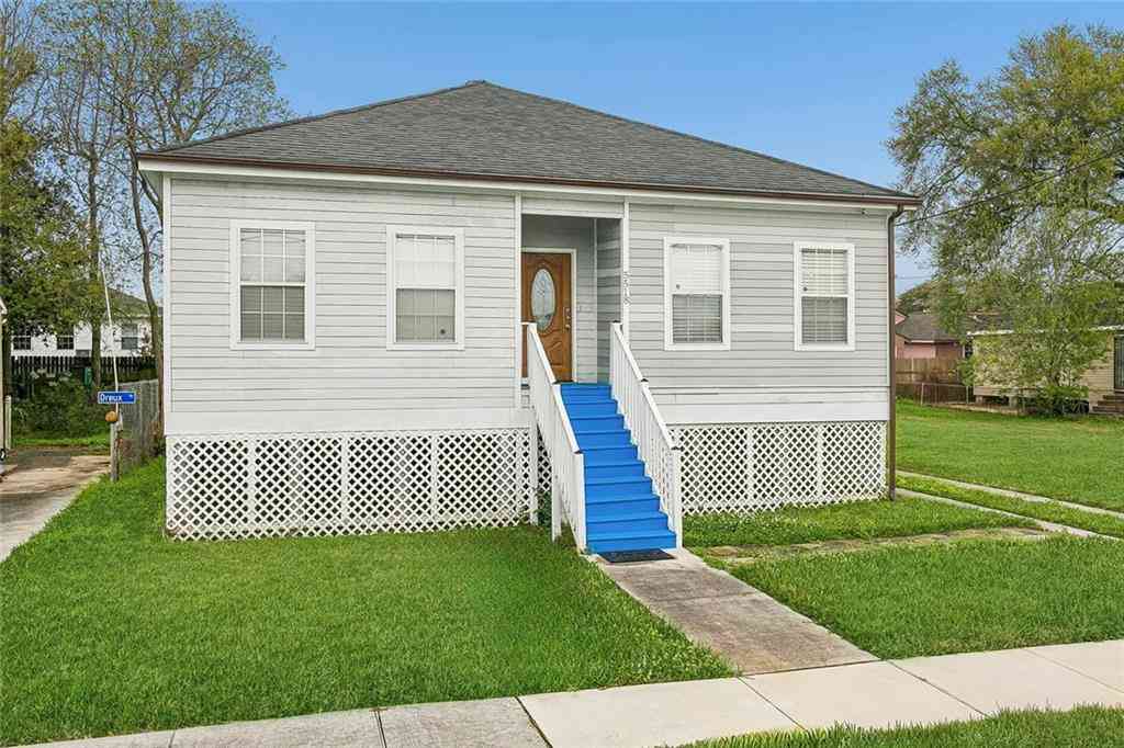 Homes For Sale - 5518 Wilton Drive<br/> New Orleans, LA 70122
