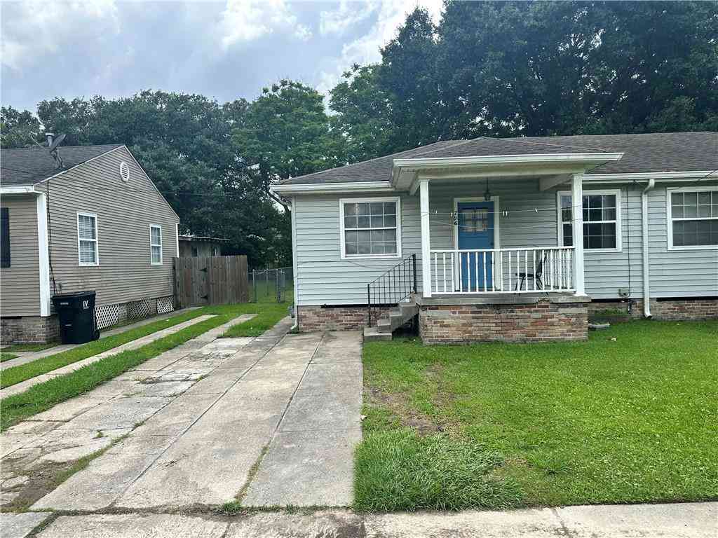 Multifamily For Rent - 706 Community Street<br/> Arabi, LA 70032