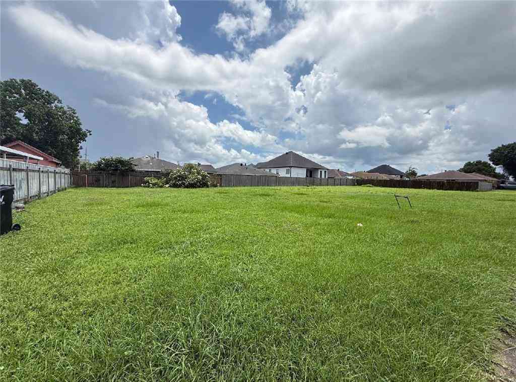 Vacant Land For Sale - 3501 Decomine Street<br/> Chalmette, LA 70043
