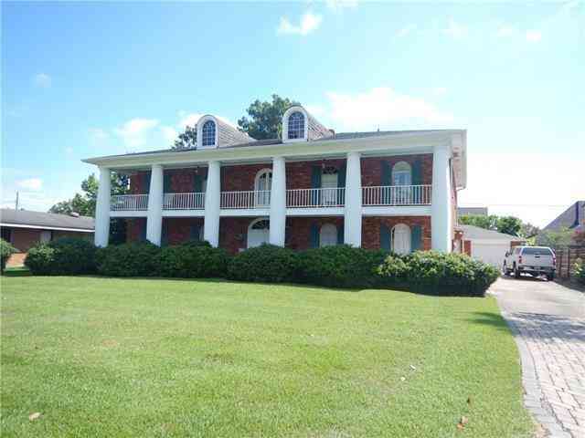 Homes For Rent - 137 Meadowbrook Street<br/> Gretna, LA 70056