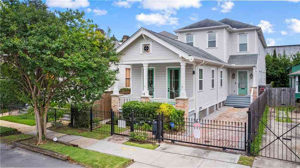 Homes For Sale - 921 Dufossat Street<br/> New Orleans, LA 70115