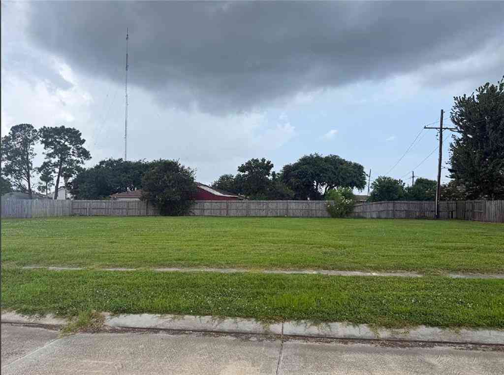 Vacant Land For Sale - 3608 Lyndell Drive<br/> Chalmette, LA 70043