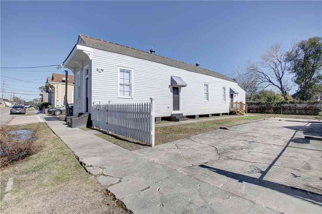 Homes For Rent - 617 Tupelo Street<br/> New Orleans, LA 70117