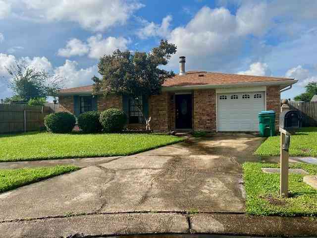 Homes For Rent - 832 Dolphin Court<br/> Kenner, LA 70065