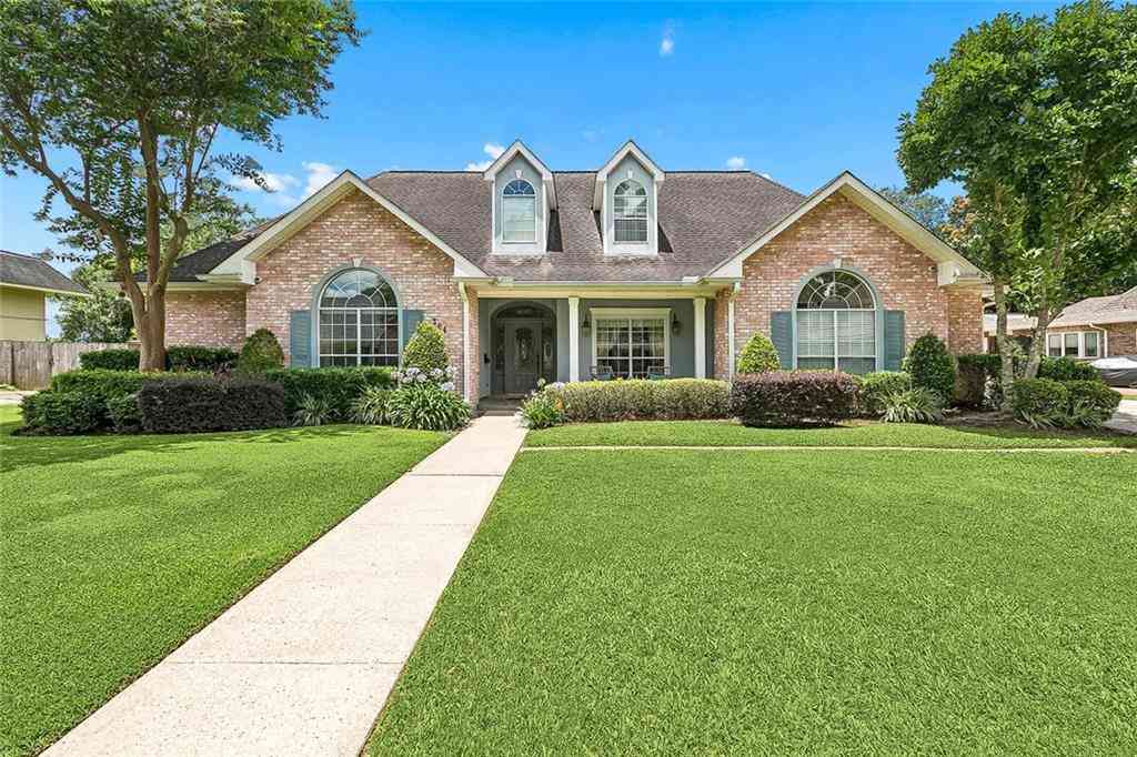 Homes For Sale - 304 Hawthorne Street<br/> Gretna, LA 70056