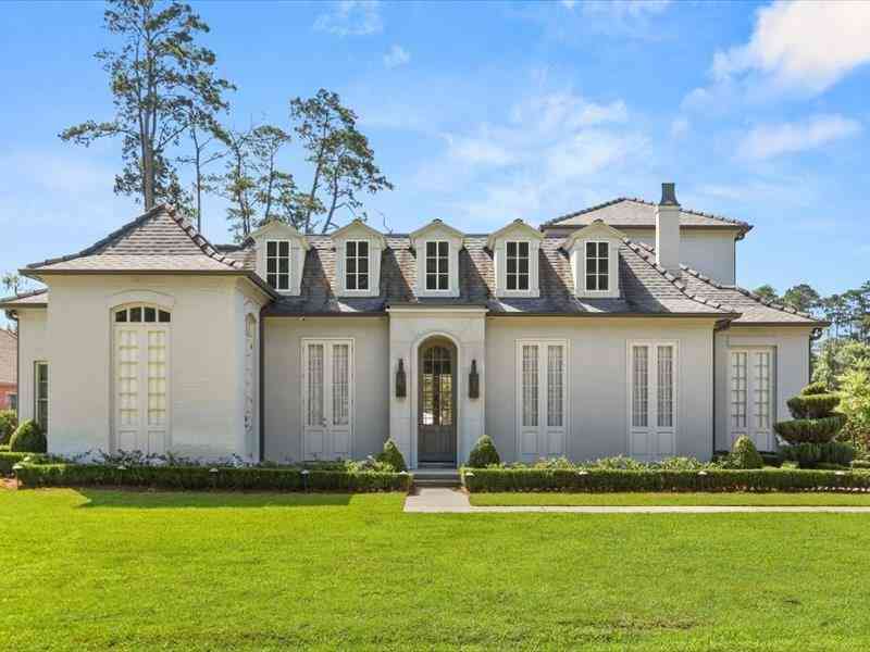 Homes For Sale - 485 S Fairway Drive<br/> Madisonville, LA 70447