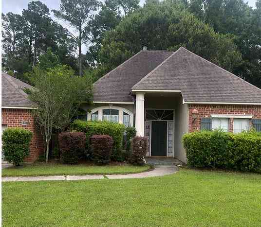 Homes For Rent - 421 Greenfield Drive<br/> Mandeville, LA 70448