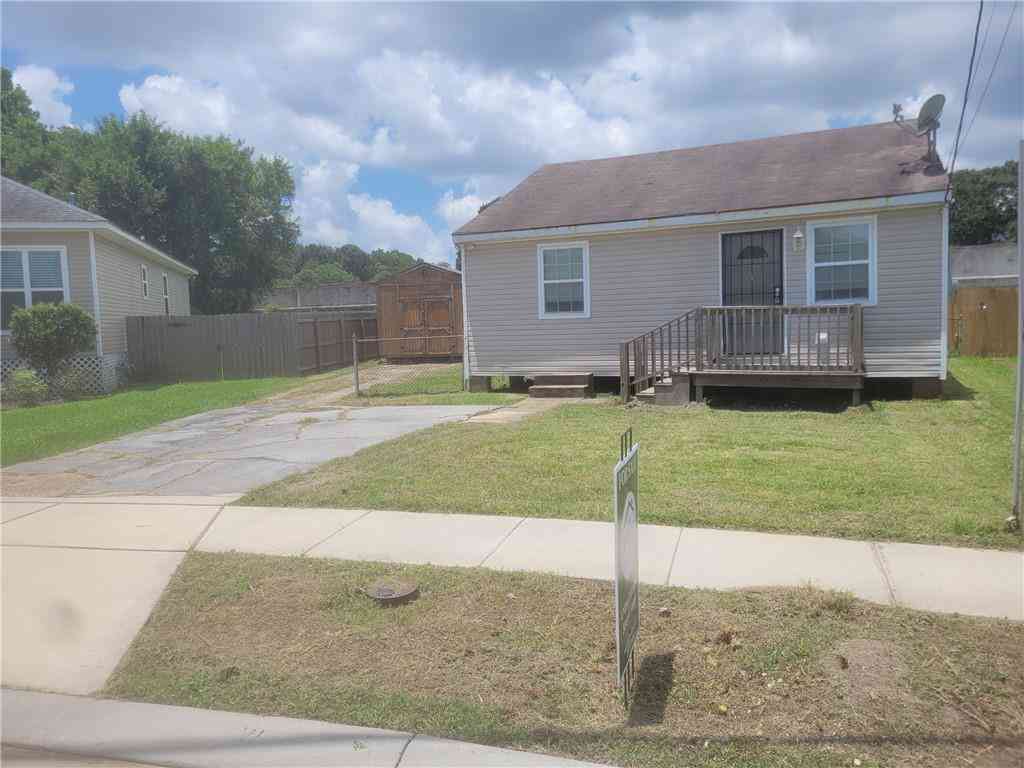 Homes For Sale - 514 Warrington Drive<br/> New Orleans, LA 70122