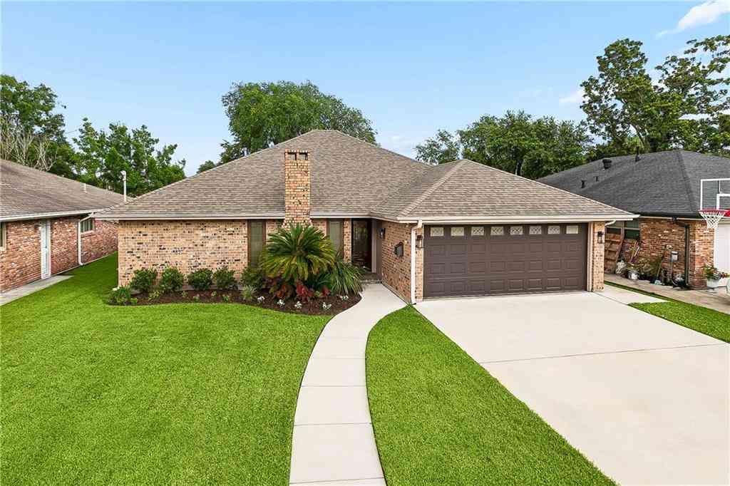 Homes For Sale - 4625 Barnett Street<br/> Metairie, LA 70001