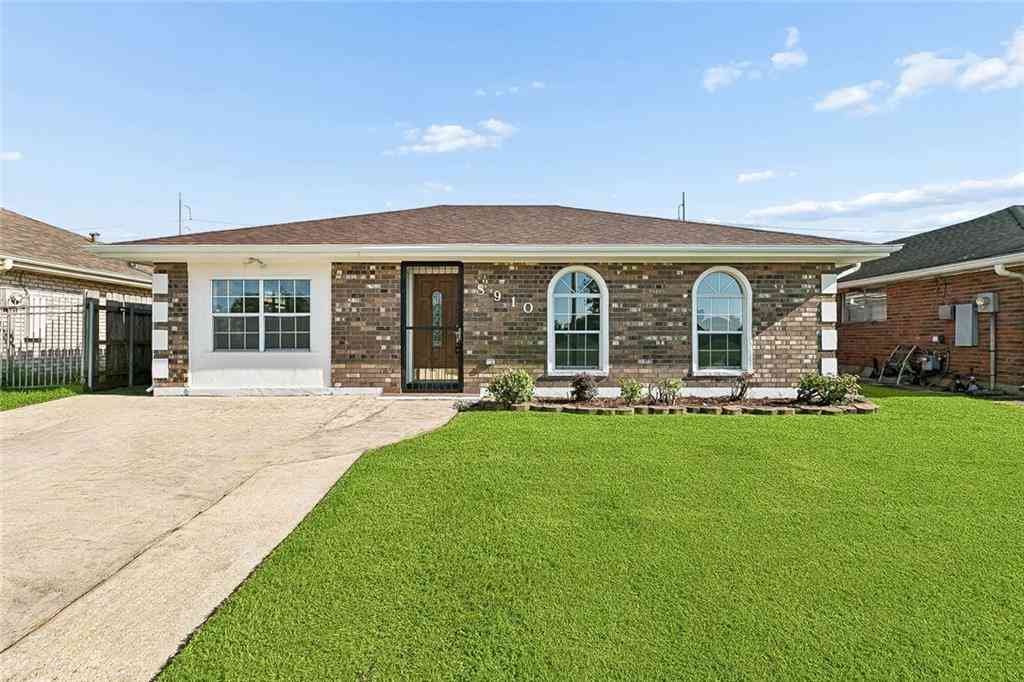 Homes For Sale - 8910 Tilford Road<br/> New Orleans, LA 70127