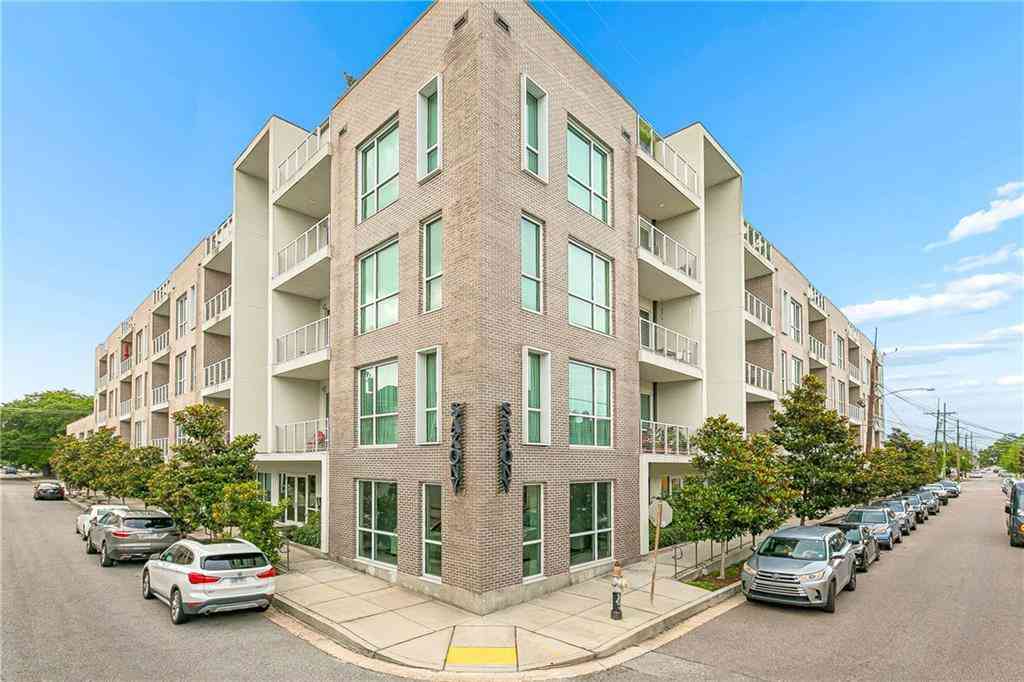 Condo For Sale - 900 Bartholomew Street #218<br/> New Orleans, LA 70117