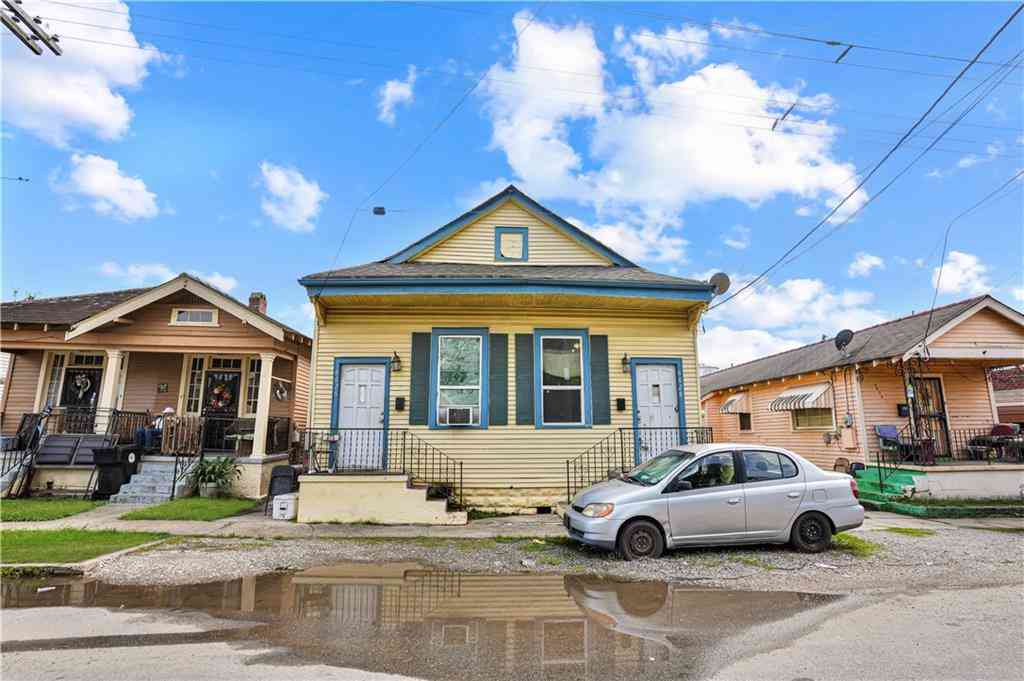 Homes For Sale - 8626 Belfast Street<br/> New Orleans, LA 70118
