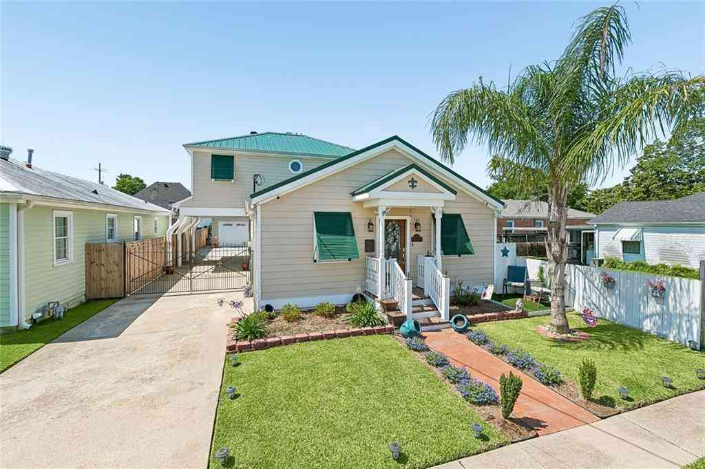 Homes For Sale - 3420 Roman Street<br/> Metairie, LA 70001