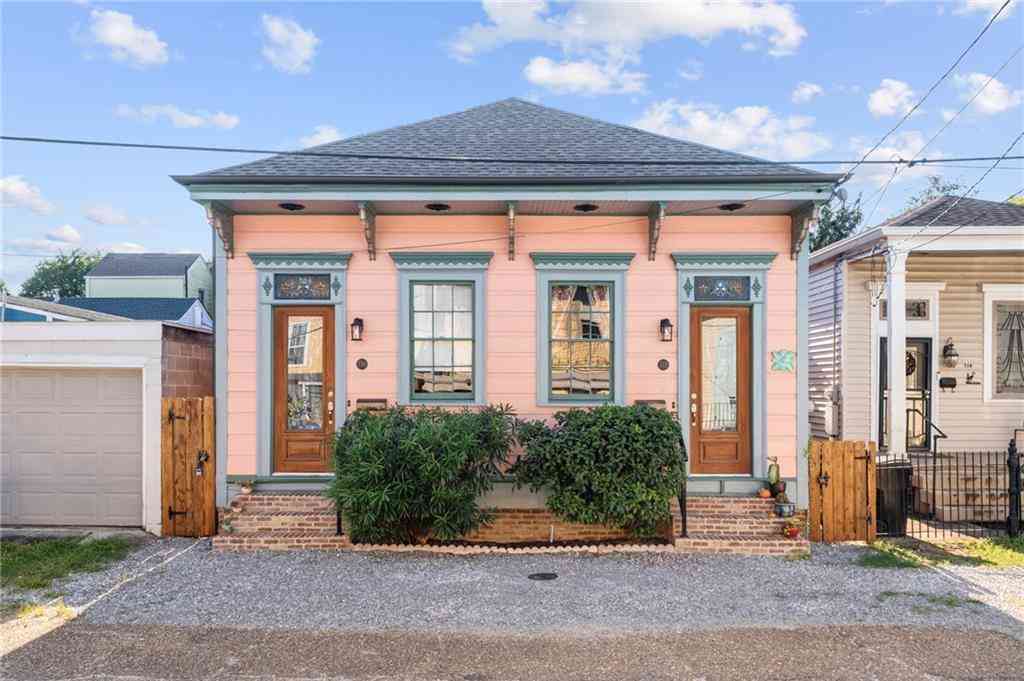 Multifamily For Rent - 712 Harmony Street<br/> New Orleans, LA 70115