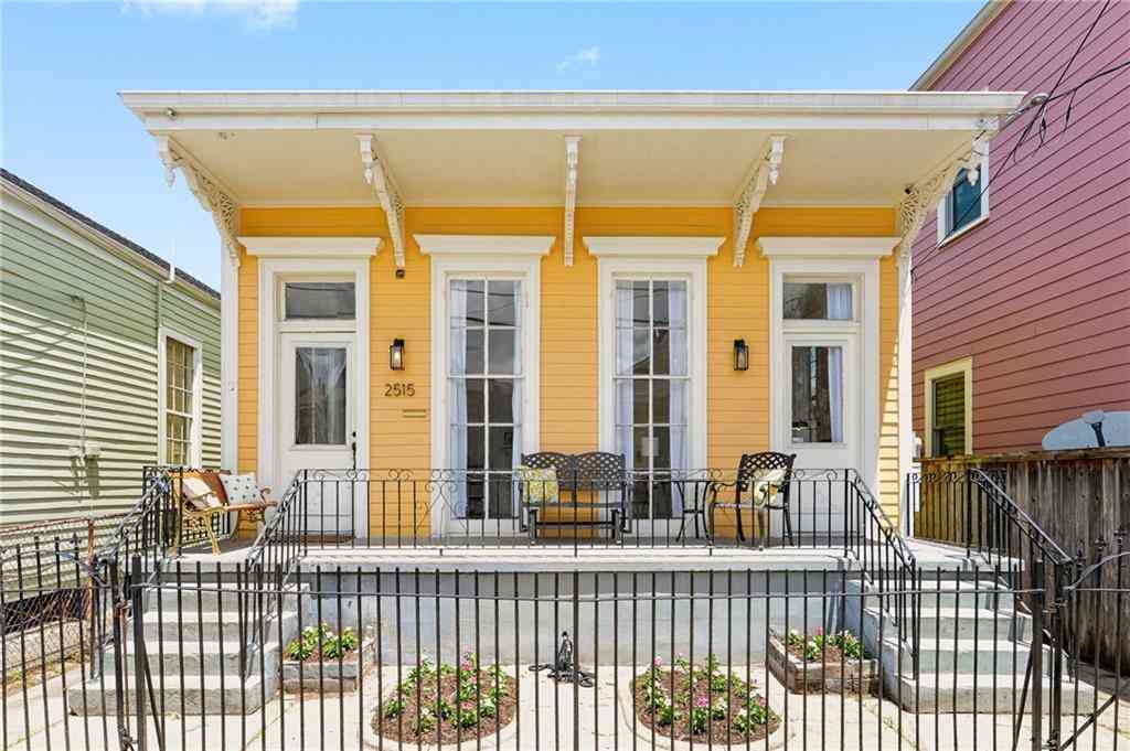Homes For Sale - 2515 Laurel Street<br/> New Orleans, LA 70130