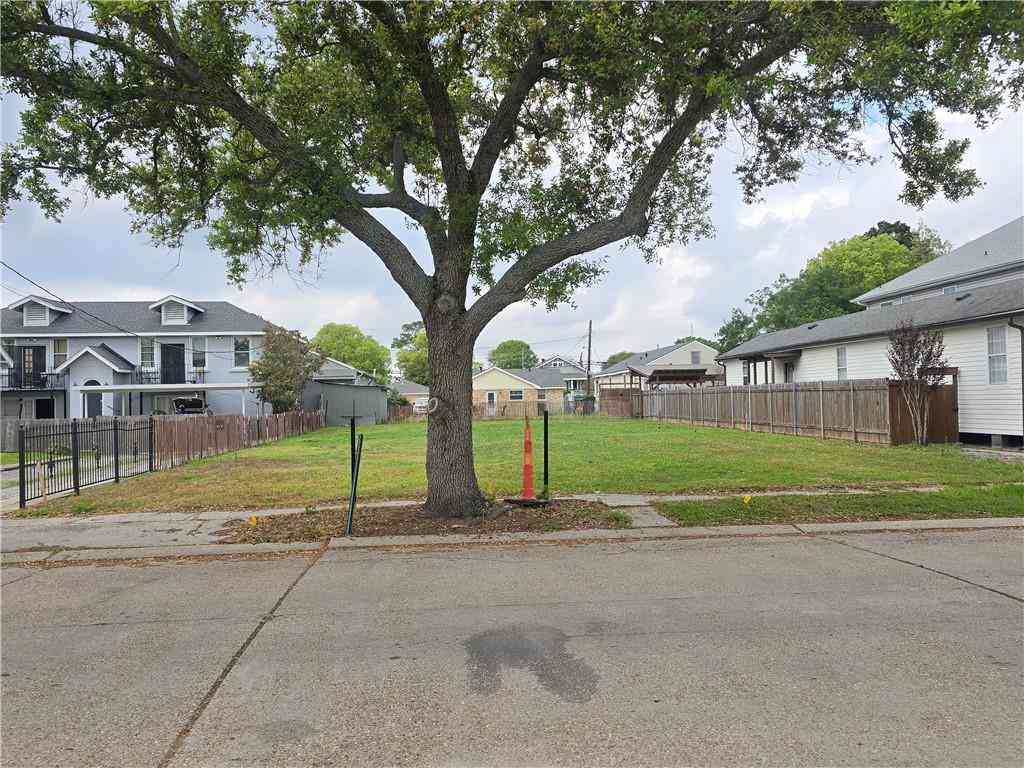 Vacant Land For Sale - 112 Papworth Avenue<br/> Metairie, LA 70005