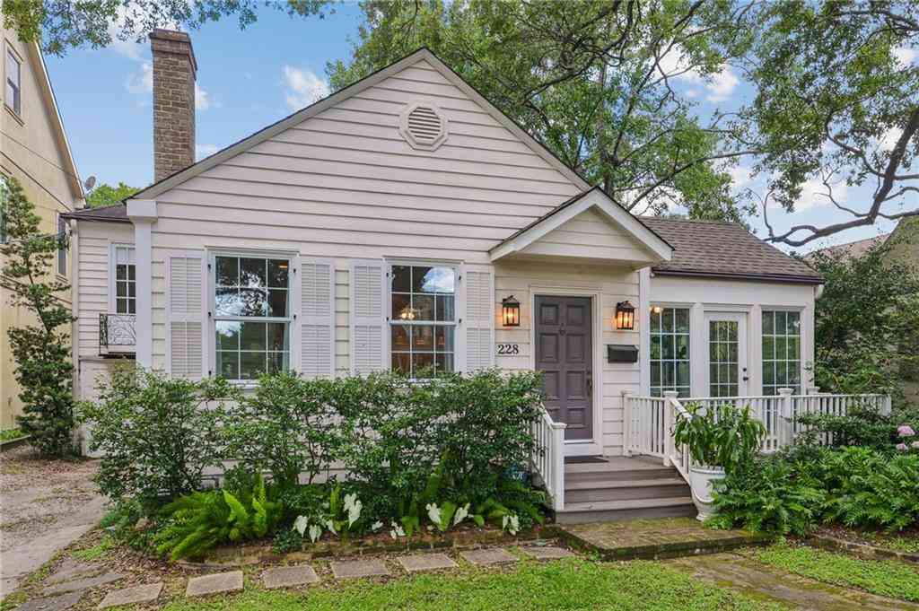 Homes For Rent - 228 Fairway Drive<br/> New Orleans, LA 70124