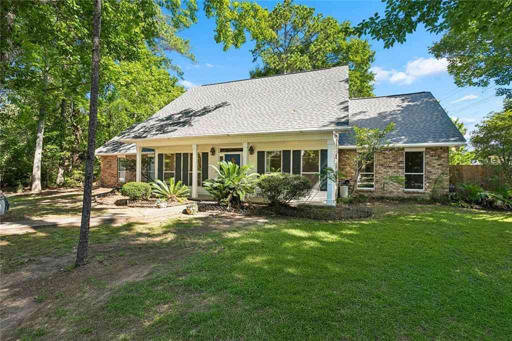 Homes For Rent - 125 Leah Drive<br/> Mandeville, LA 70448