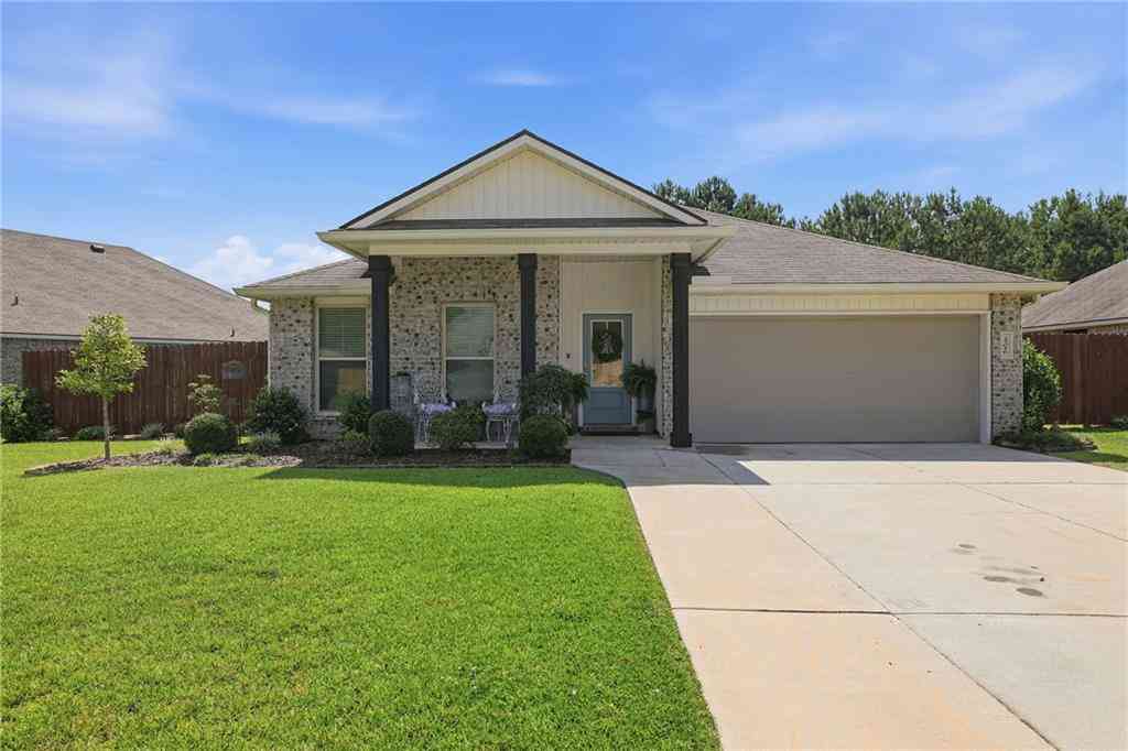 Homes For Sale - 23056 Rosa Boulevard<br/> Robert, LA 70455