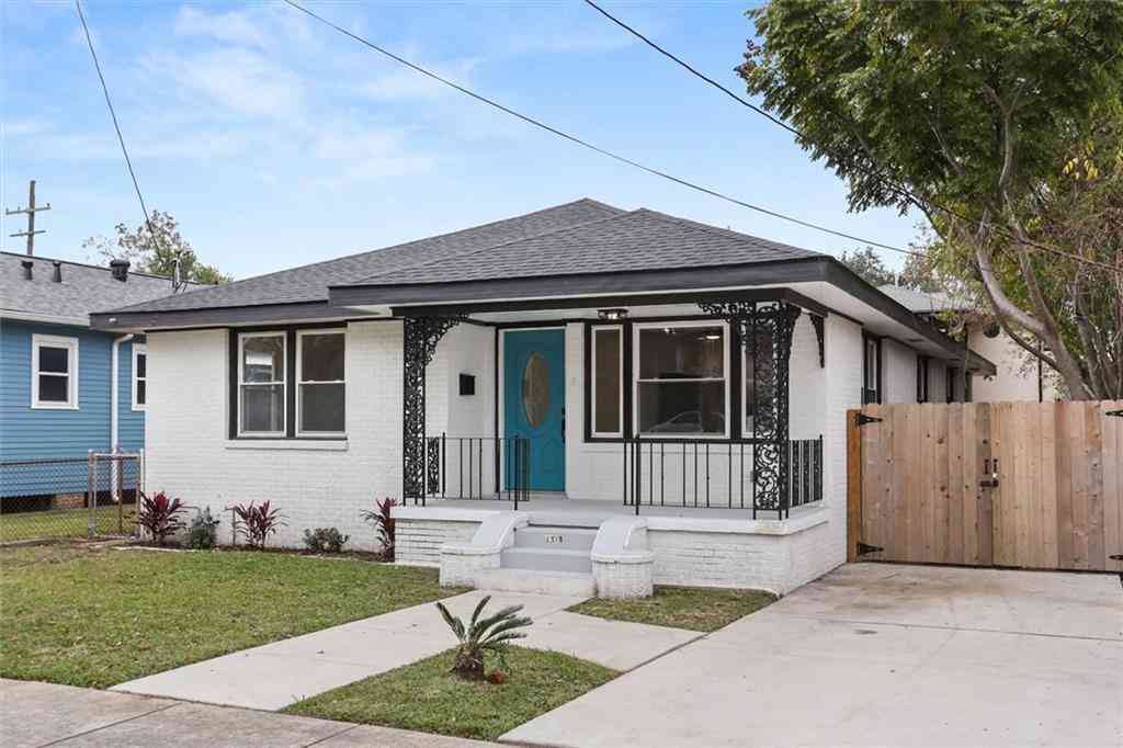 Homes For Sale - 1310 Mazant Street<br/> New Orleans, LA 70117