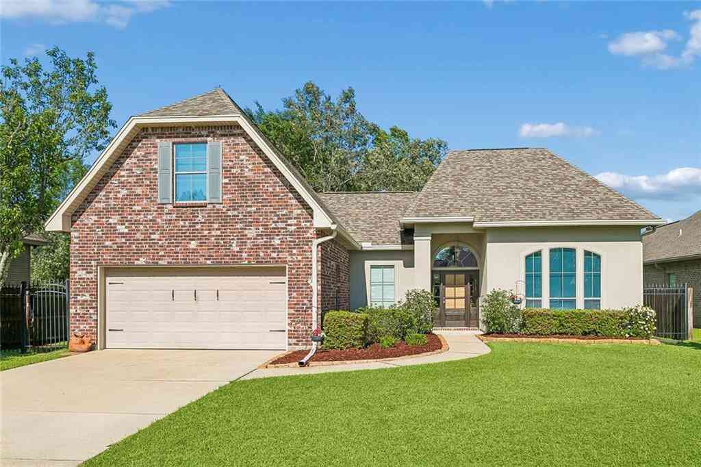 Homes For Sale - 39699 Summer Lane<br/> Ponchatoula, LA 70454