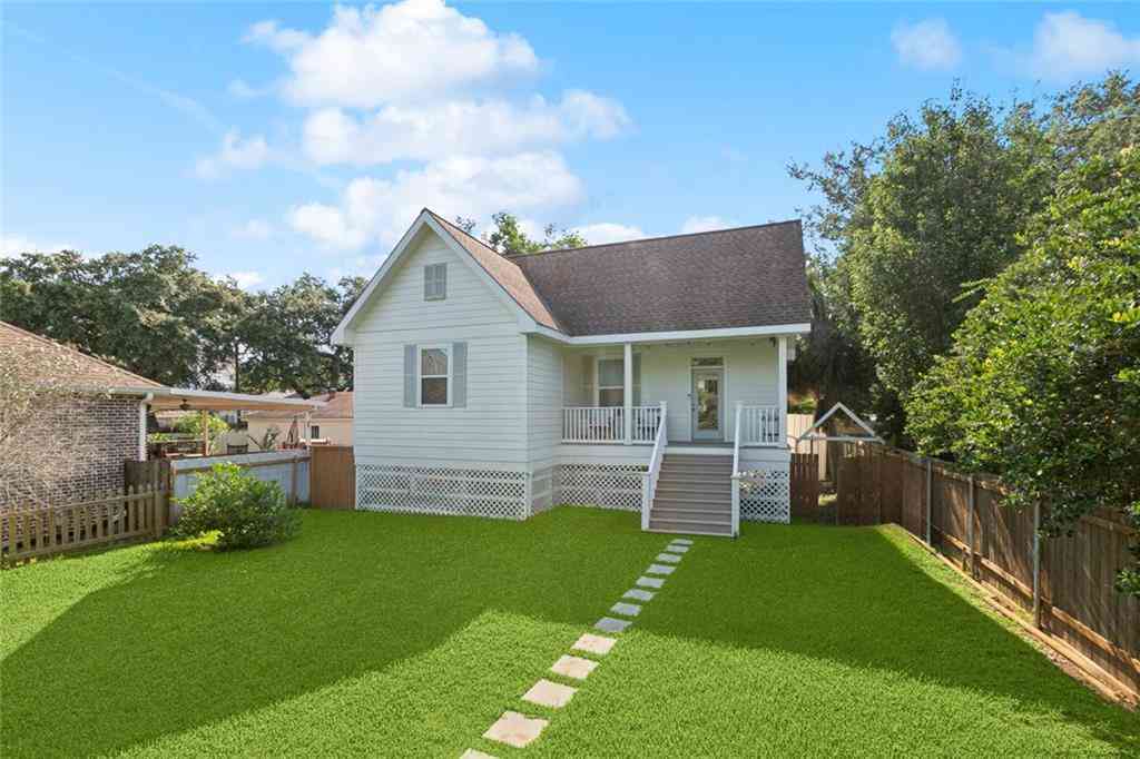 Homes For Rent - 6945 Milne Boulevard<br/> New Orleans, LA 70124