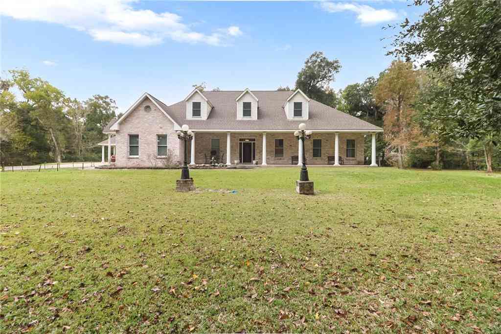 Homes For Sale - 5450 Barataria Boulevard<br/> Marrero, LA 70072