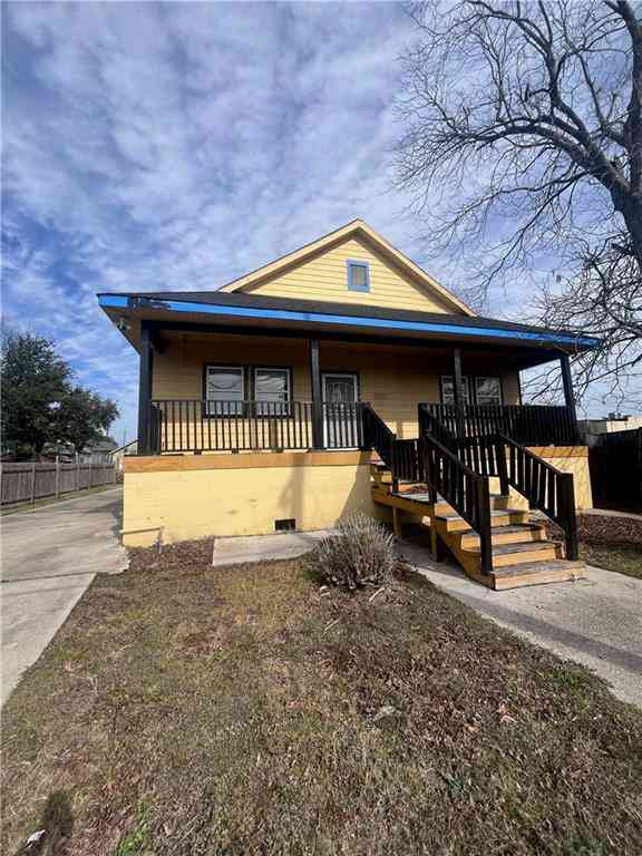 Homes For Sale - 3611 2nd Street<br/> New Orleans, LA 70125